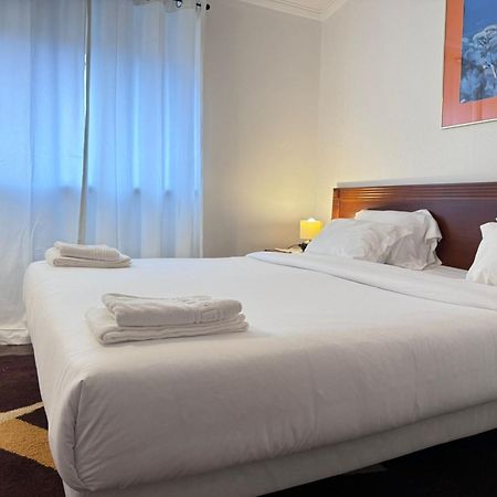 The Pearl - Cascais Guest House - City & Beach Esterno foto